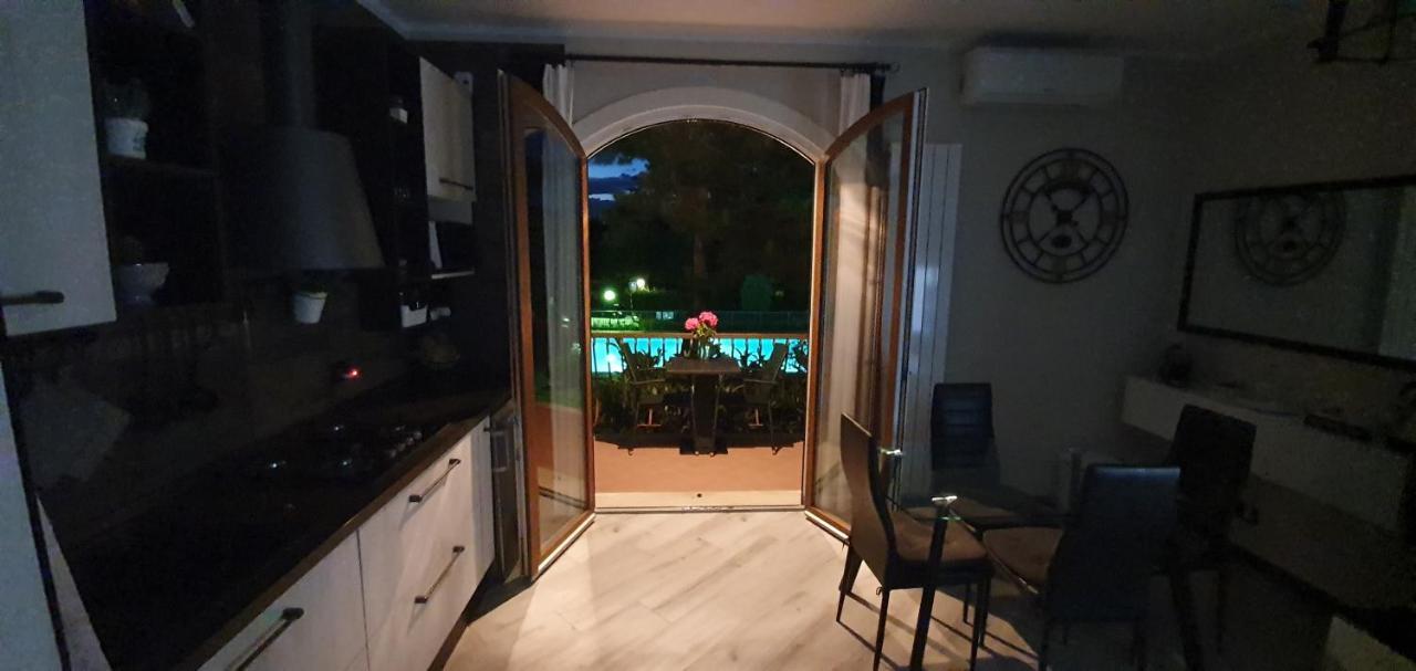 Apartmán Solegardarelax - Peschiera Del Garda Exteriér fotografie