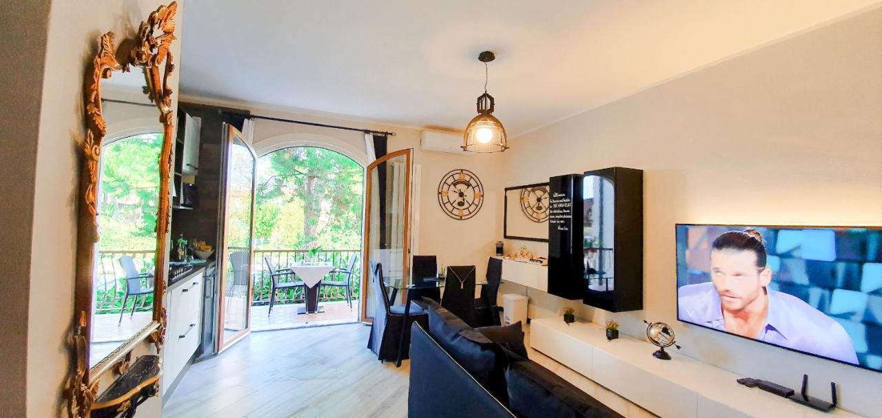 Apartmán Solegardarelax - Peschiera Del Garda Exteriér fotografie